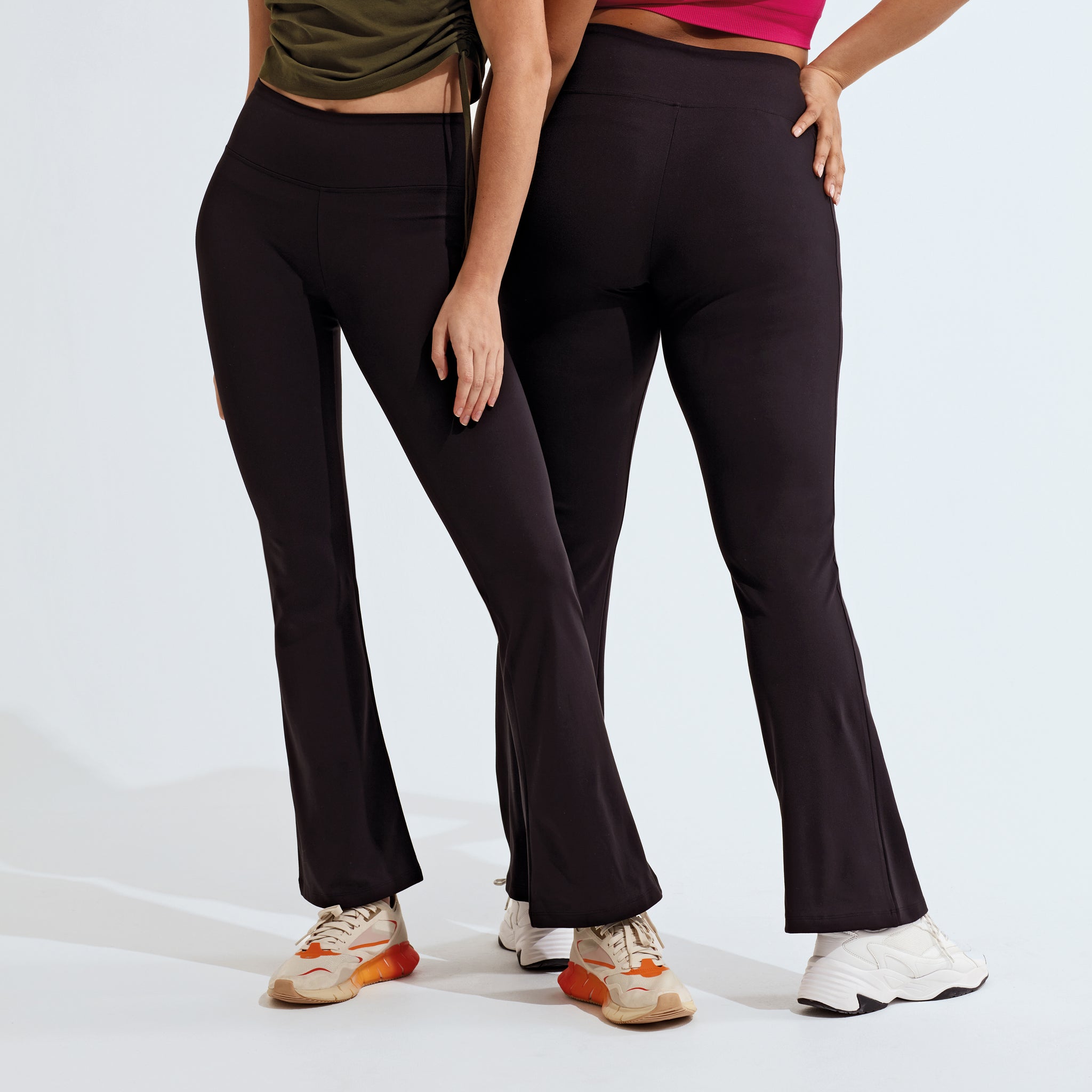 CLIO FLARED LEGGINGS